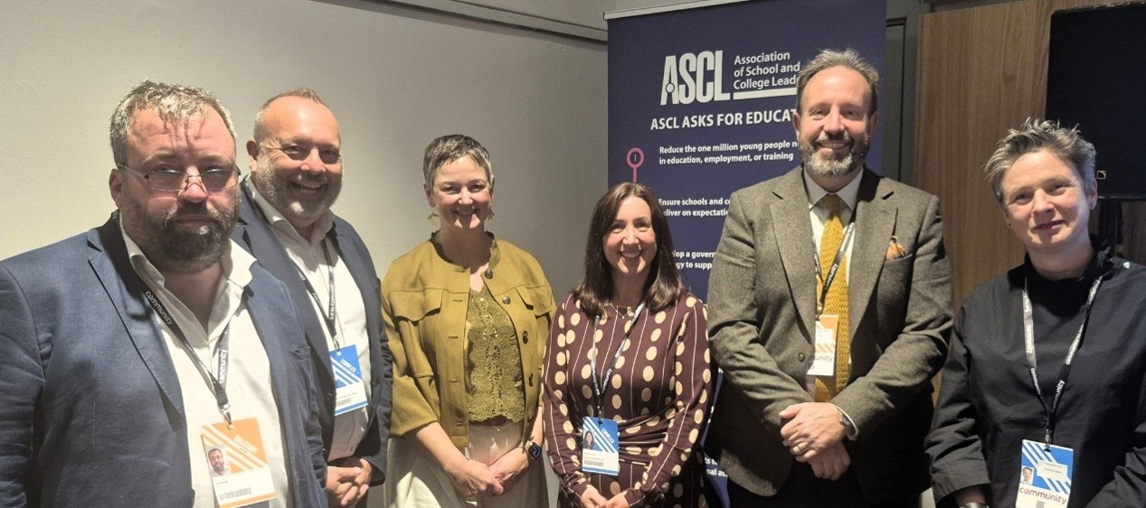 Education Support’s Chief Executive (right) together with education sector experts and school leaders at the EPI and ASCL event at Labour Party Conference. Thank you to ASCL for the photo!